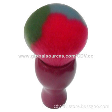 Individual powder makeup brushes, made of wooden handle and tricolor synthetic hair